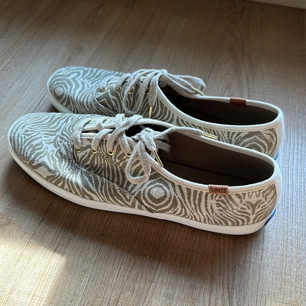 EUC Tan Animal Print Keds, Size 9